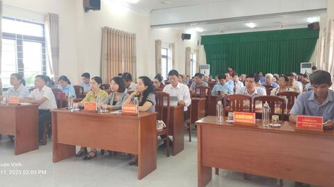 Đại biểu HĐND tỉnh Phạm Thị Thanh Hương tiếp xúc cử tri 9 ki